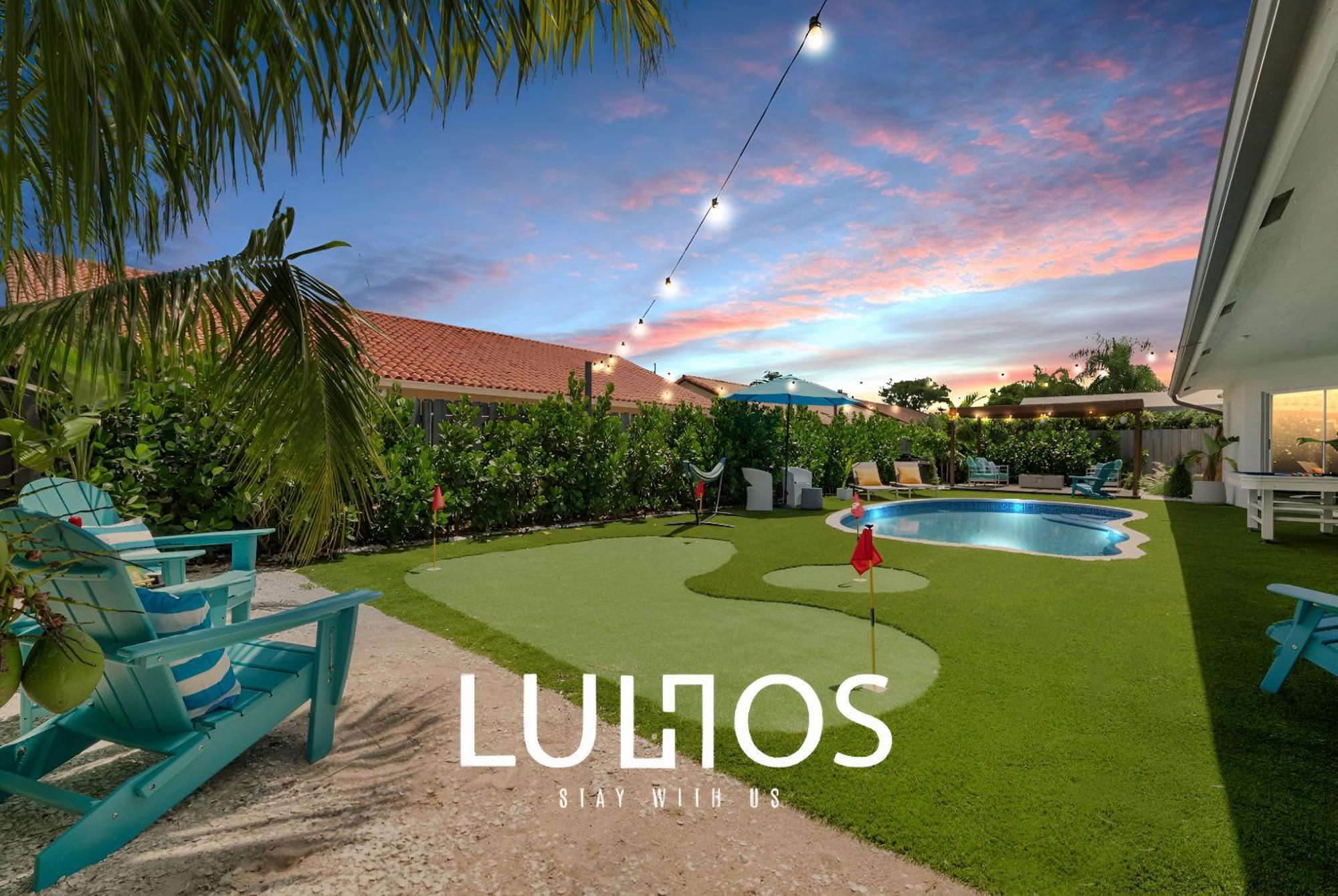 Breezy Oasis With Pooltable, Heated Pool, Golf & Gazeebo L29 *