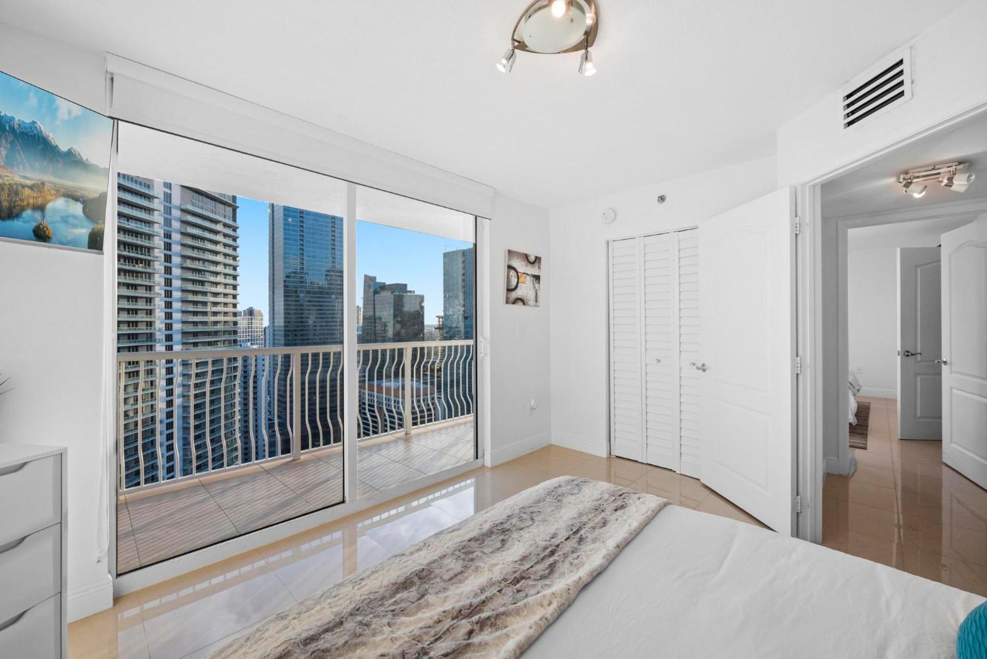 Ferienhaus Bnb Hyperion - Luxe 3b W City & Ocean Views