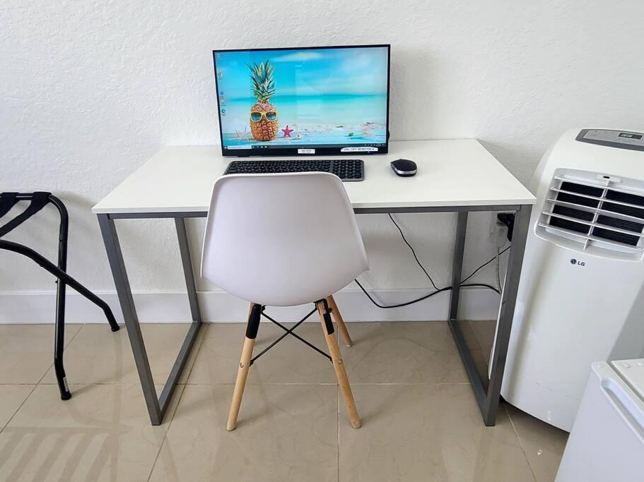 Boutique Style House, Mini Golf Bbq Hot-tub Ev-charger Foosball Vakantiehuis
