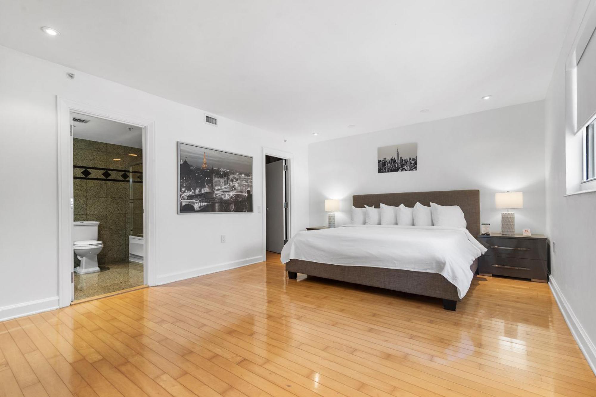 Fortune House Hotel 4*