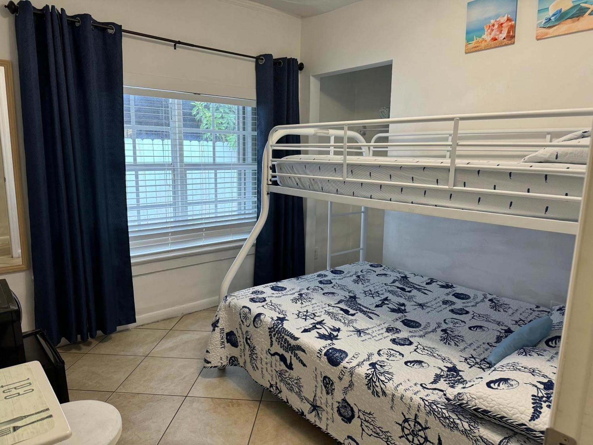 B5 Value On Private Bedroom With Private Bathroom In Little Havana, Privatunterkunft *