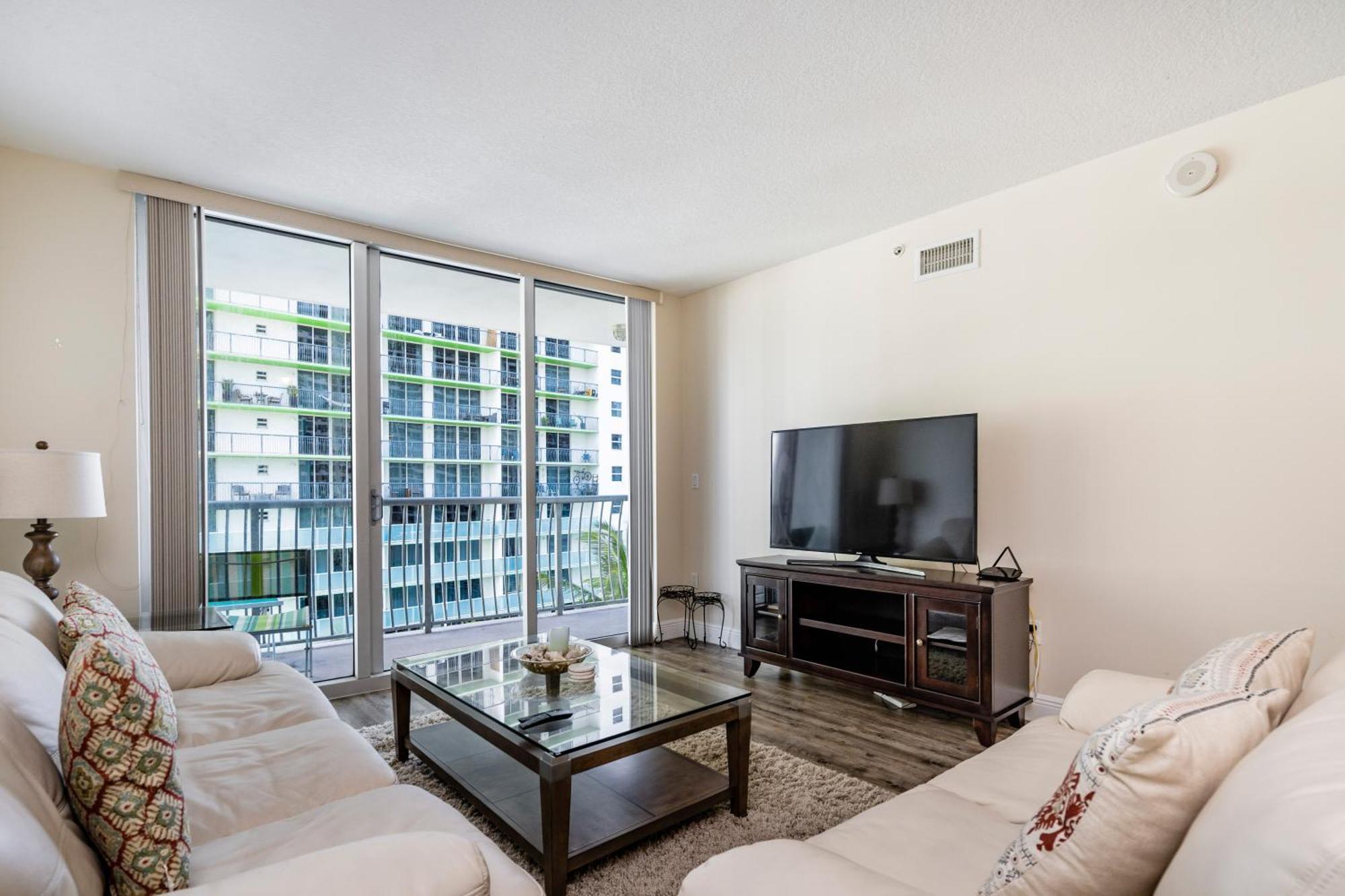 1 Bedroom Opera Tower - Edgewater Miami