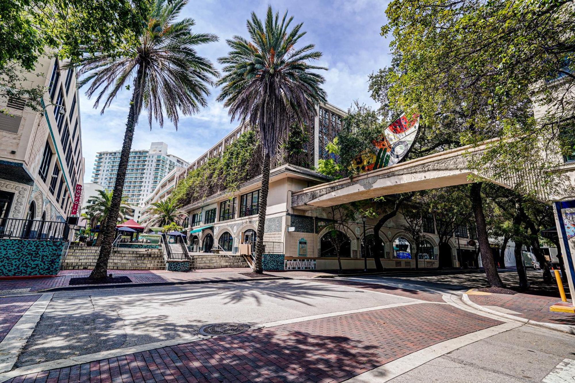 Coconut Grove Beauty 1 Bedroom Bayview With Free Parking Apartment