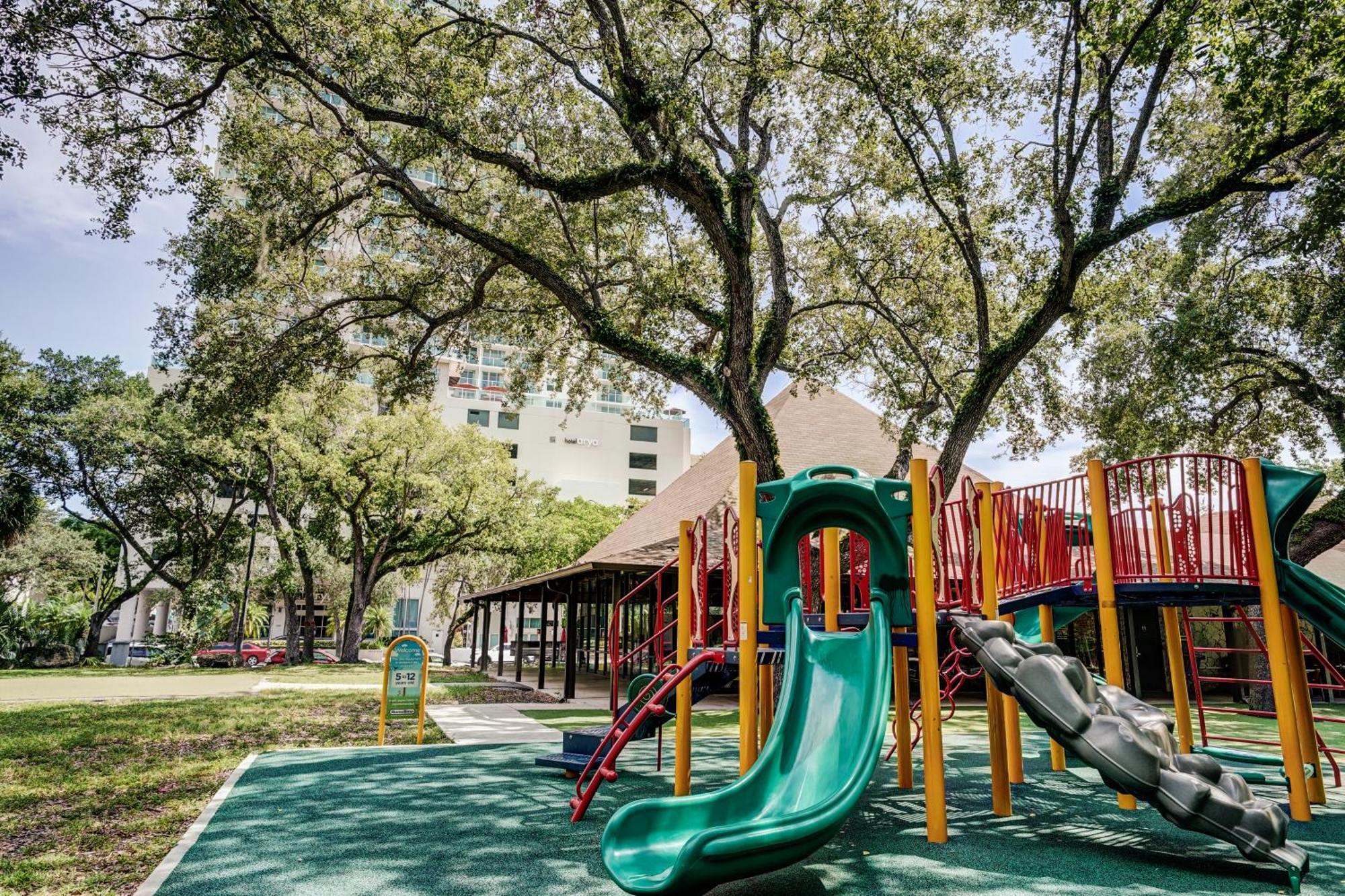 Coconut Grove Beauty 1 Bedroom Bayview With Free Parking