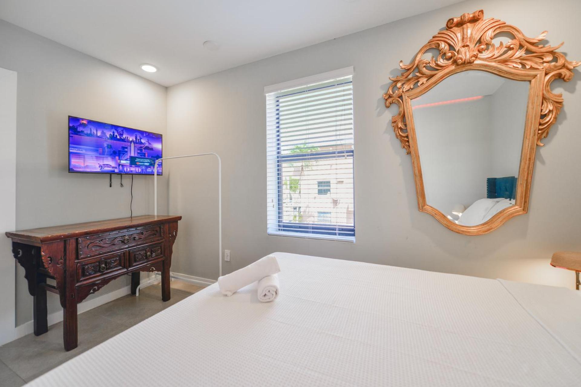 Incredible Comfort: Awesome With Parking Miami