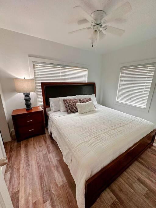 Vakantiehuis Entire 3/1 House Near Wynwood!