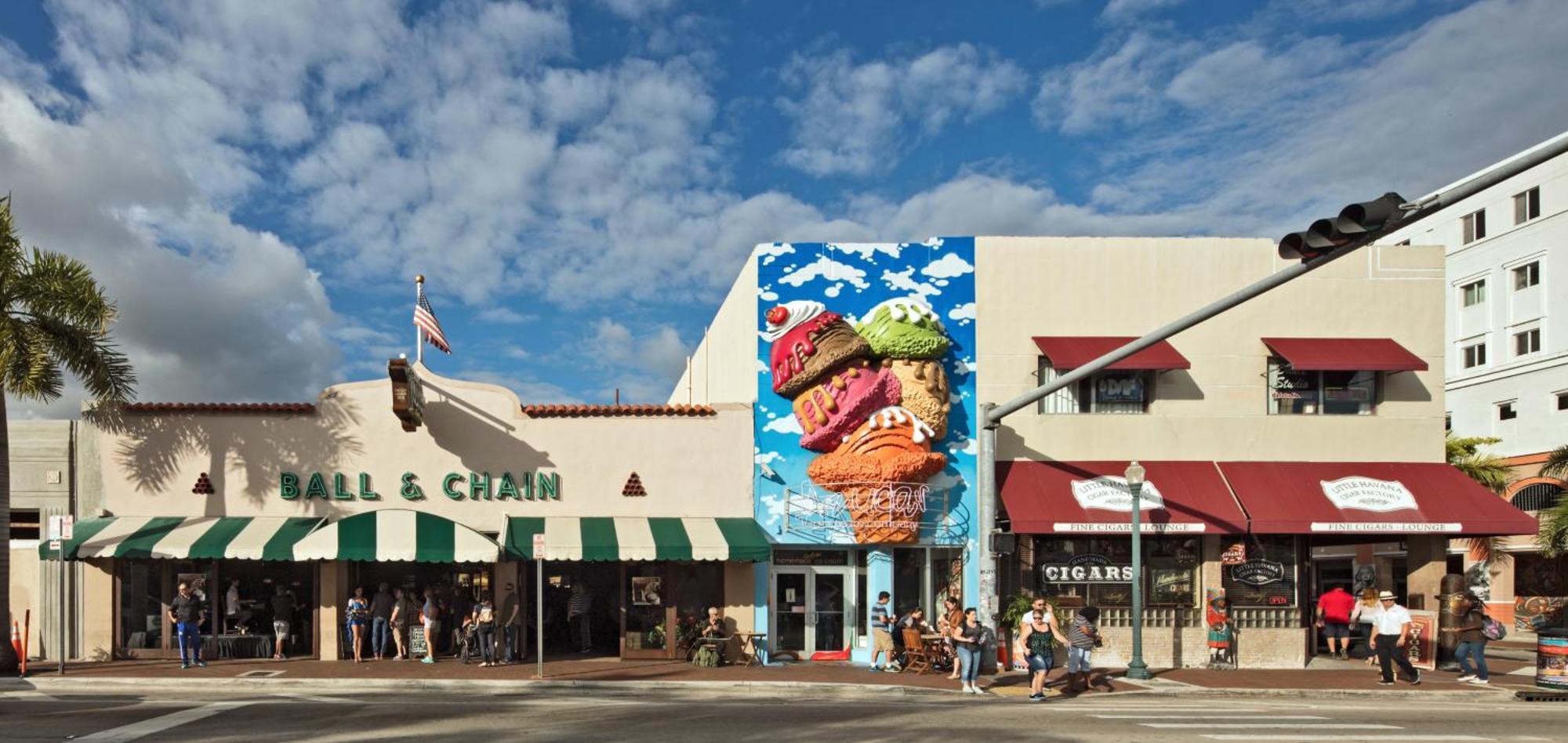 Homestay B6 Value On Private Bedroom With Private Bathroom In Little Havana, Miami