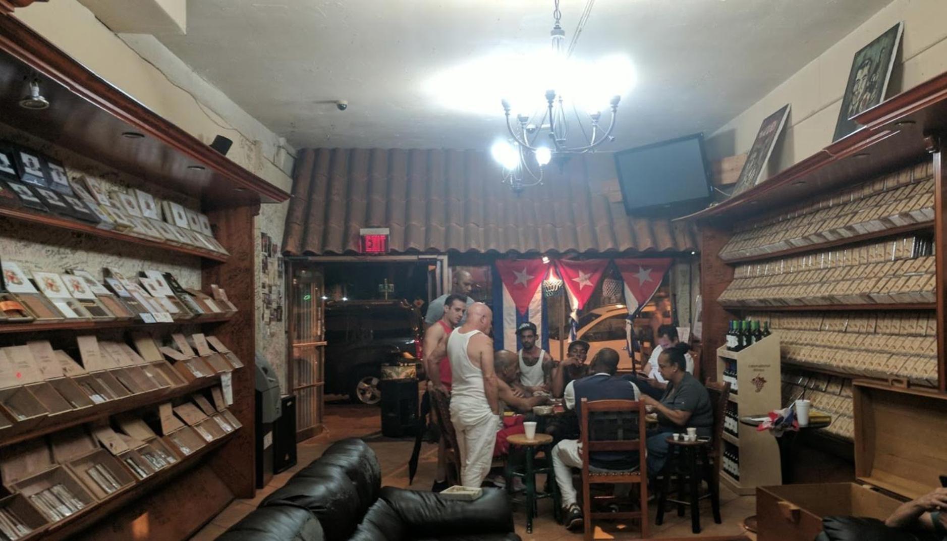 Homestay B6 Value On Private Bedroom With Private Bathroom In Little Havana,