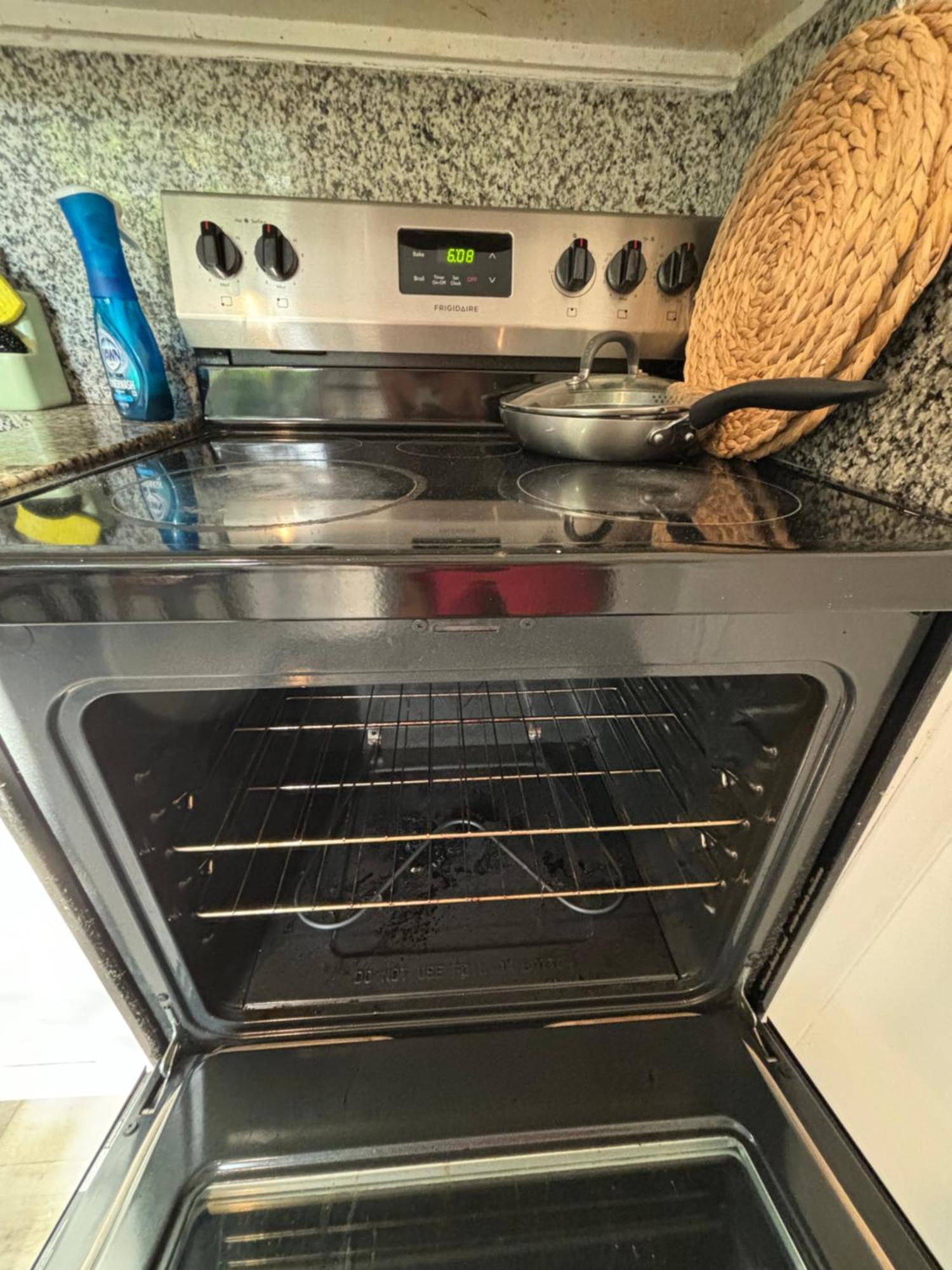 Gasthof Deluxe In Location In A 2 Bedrooms Unit - Parking, Laundry And Luggage Storage Miami