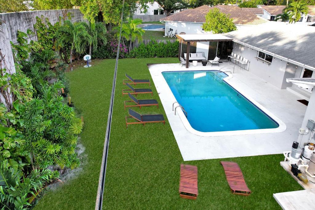 Villa Capri Aventura 4 Bed *