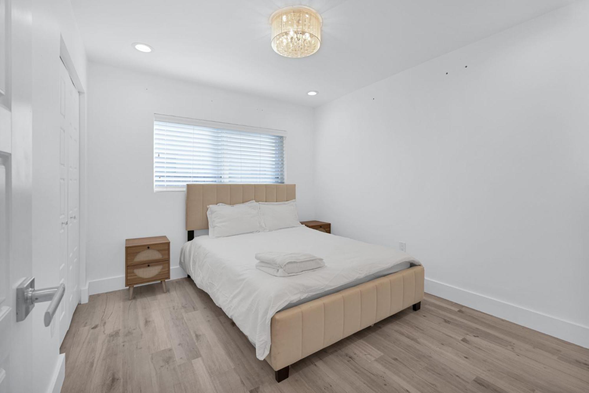 Capri Aventura 4 Bed Villa Miami
