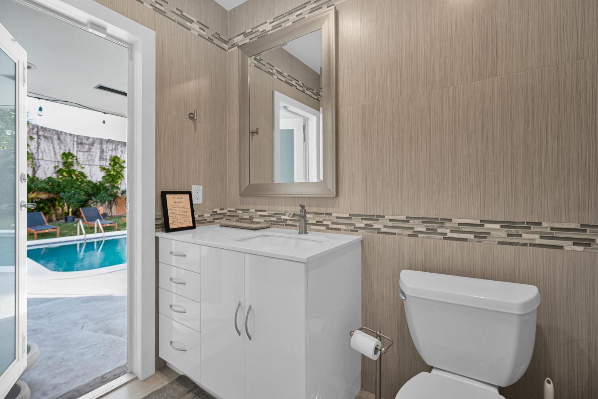 Capri Aventura 4 Bed Villa
