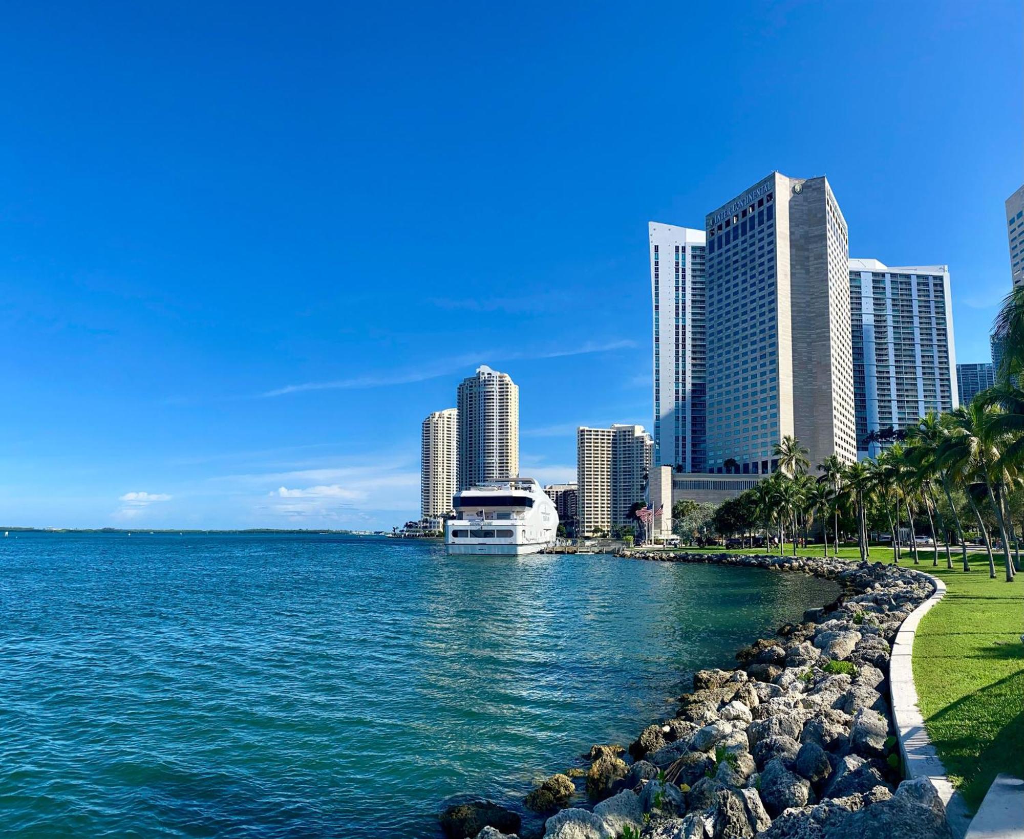 Intercontinental By Ihg Hotel