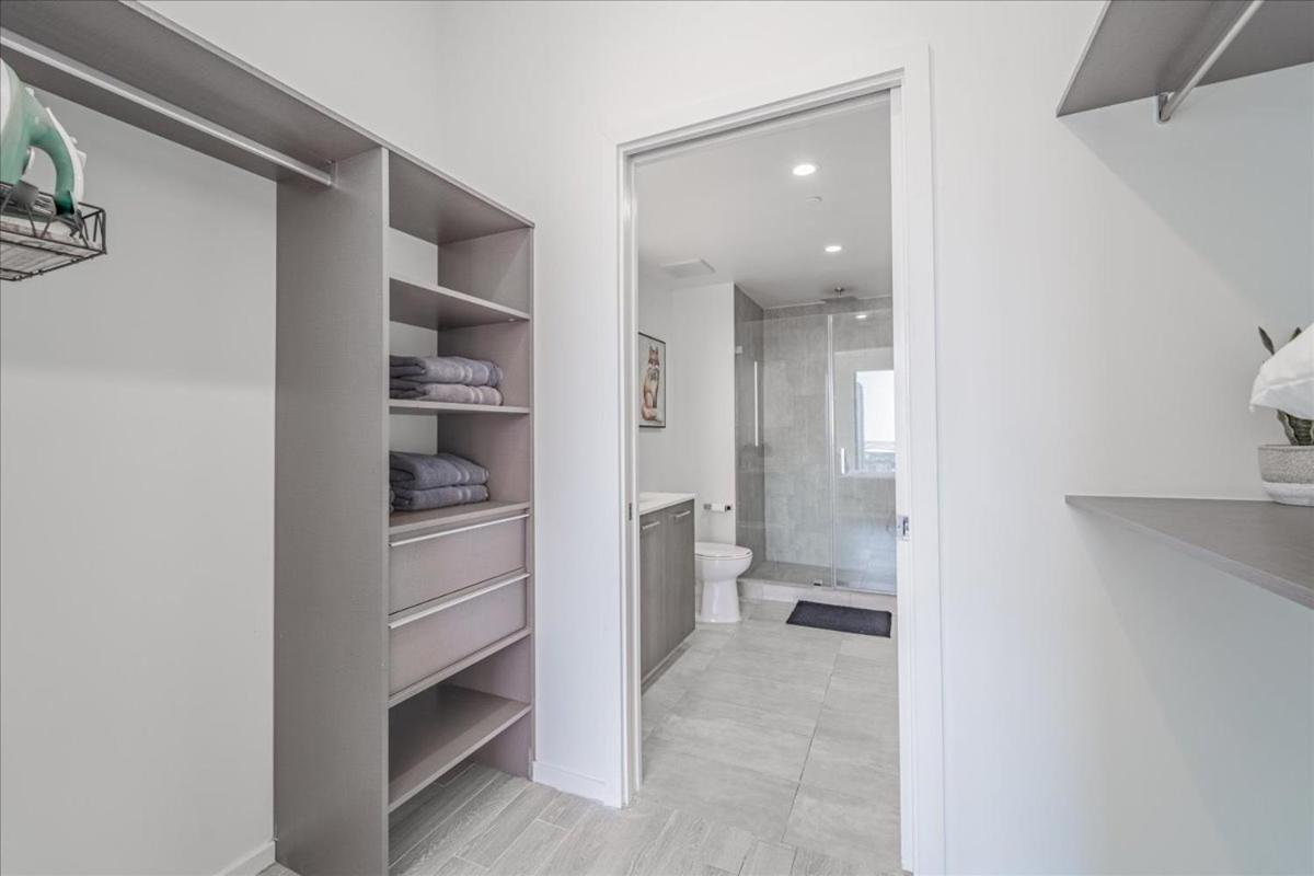 Tr 2 Bedroom, 1 Bedroom, And With Balconies Appartement