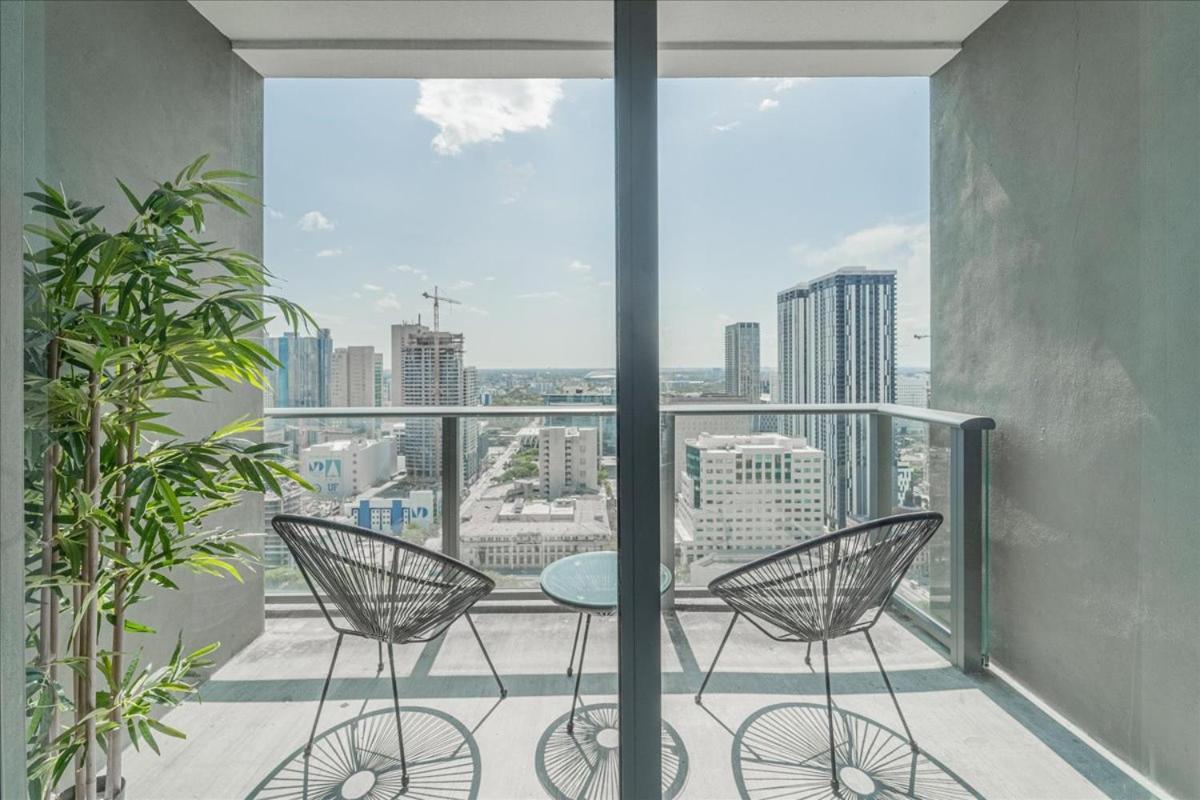 Tr 2 Bedroom, 1 Bedroom, And With Balconies Appartement