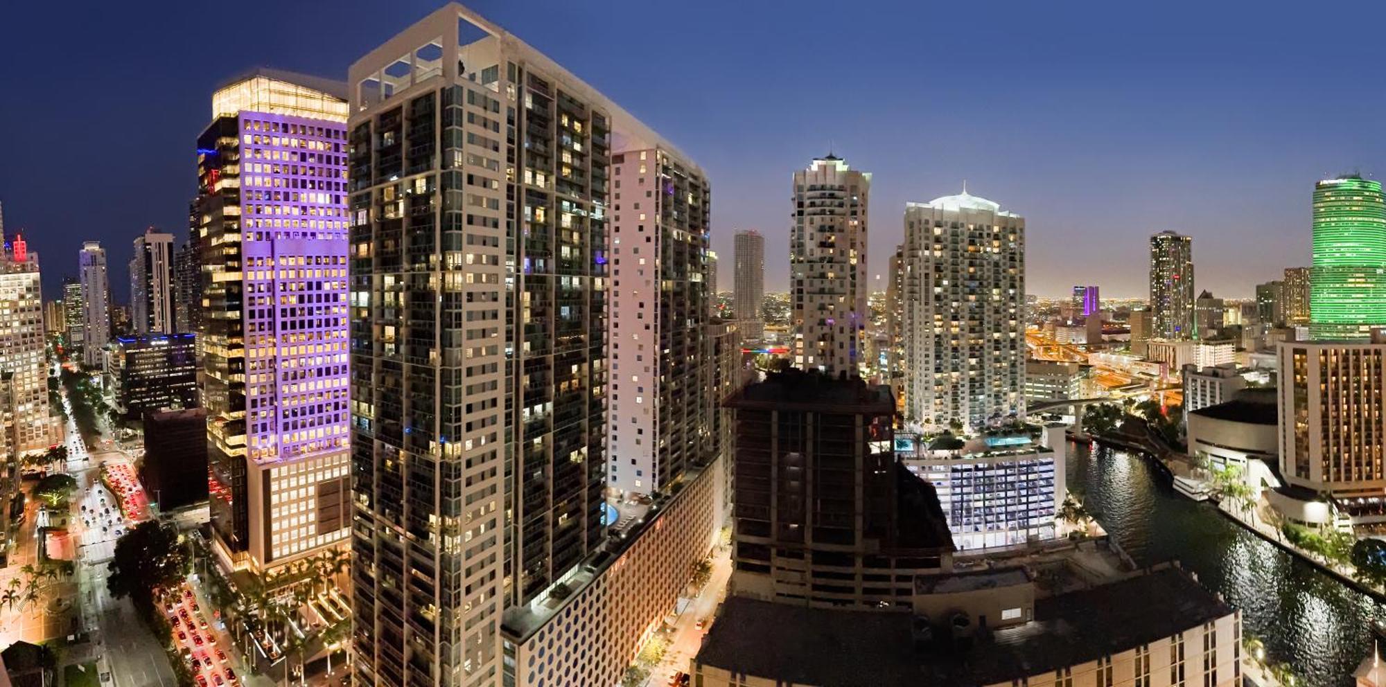 W Luxury High Rise