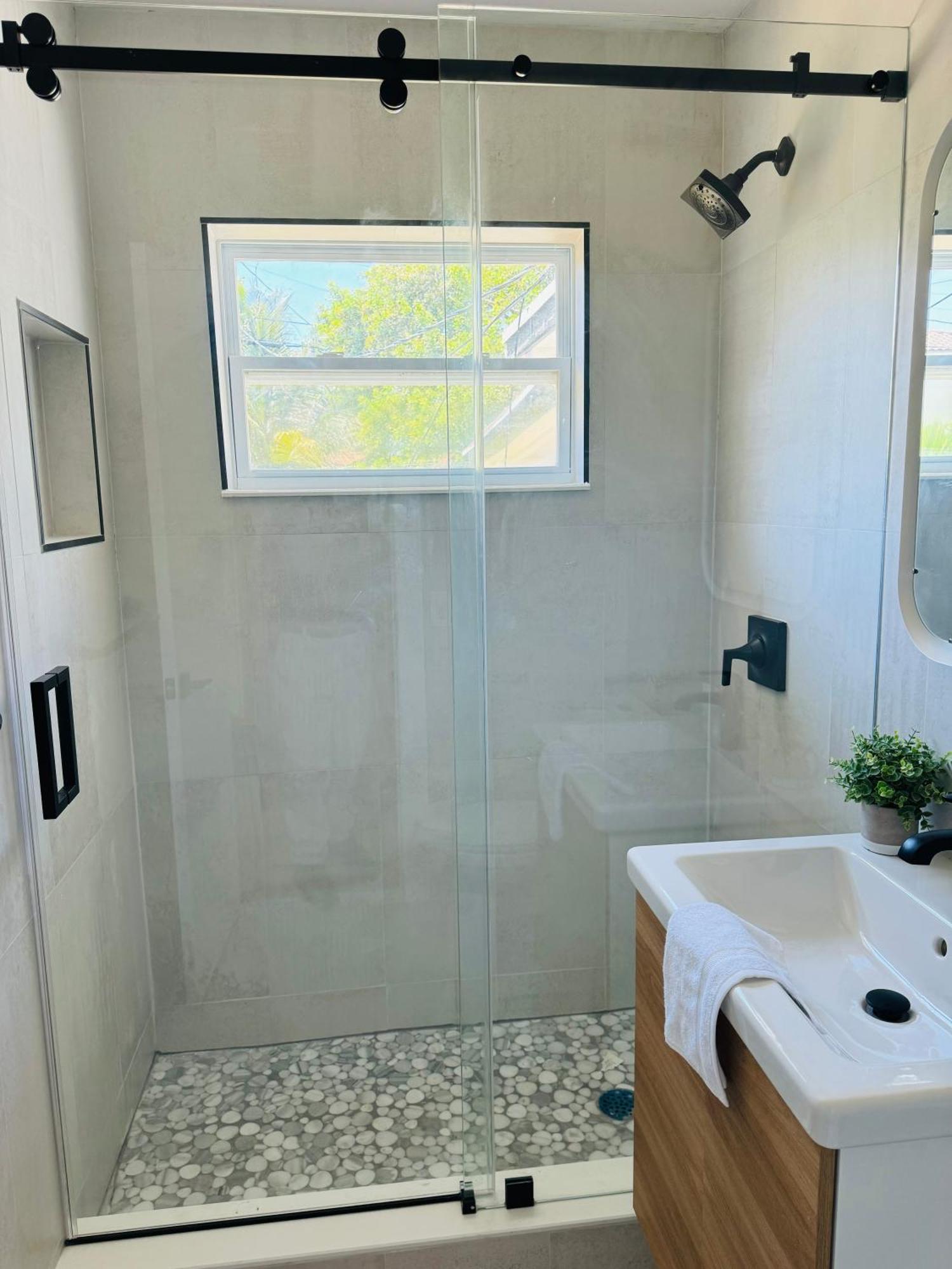 Cozy 2 Bedroom Holiday home Miami