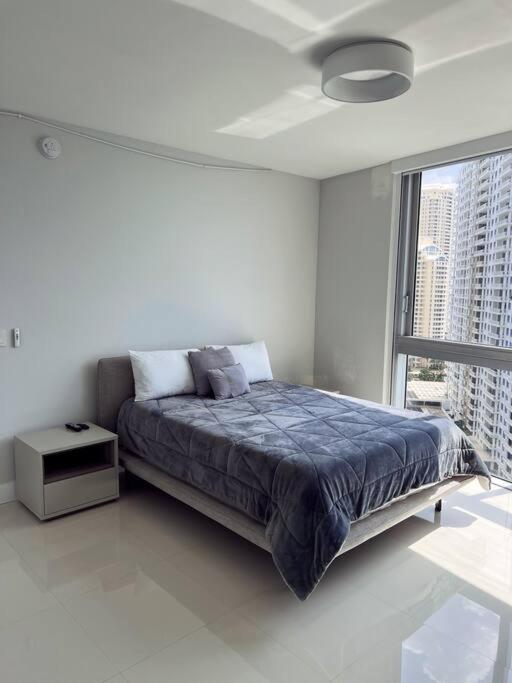Luxury In Icon W Brickell Apartment