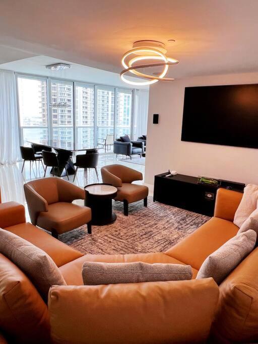 Luxury In Icon W Brickell Apartment *
