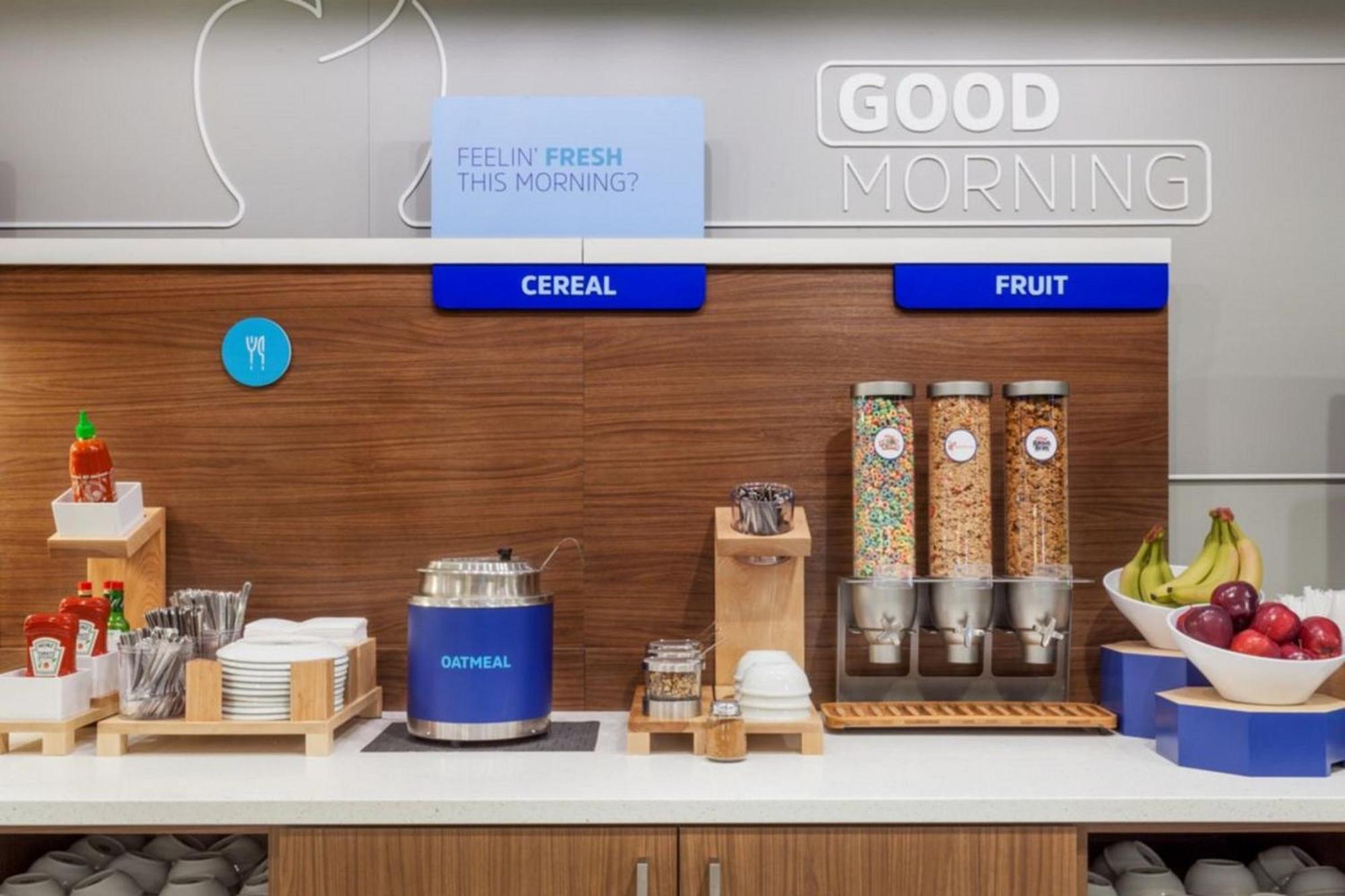 Express Airport-blue Lagoon Area By Ihg Hotel 4*