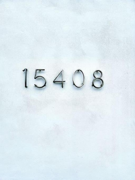 Biscayne Park 15408 *