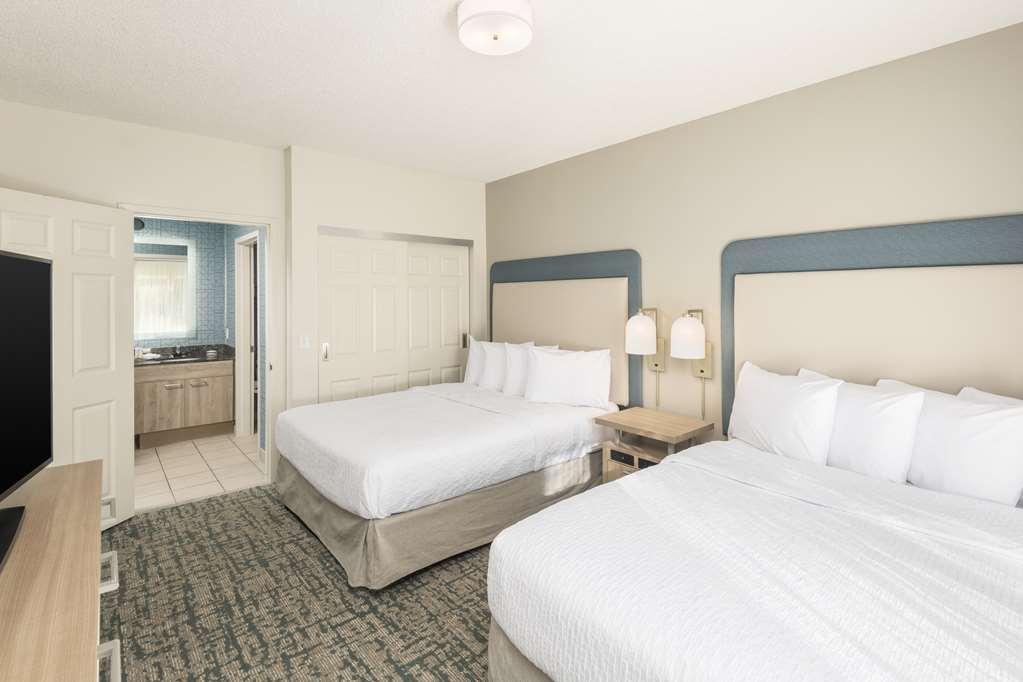 Homewood Airport/blue Lagoon Hotel