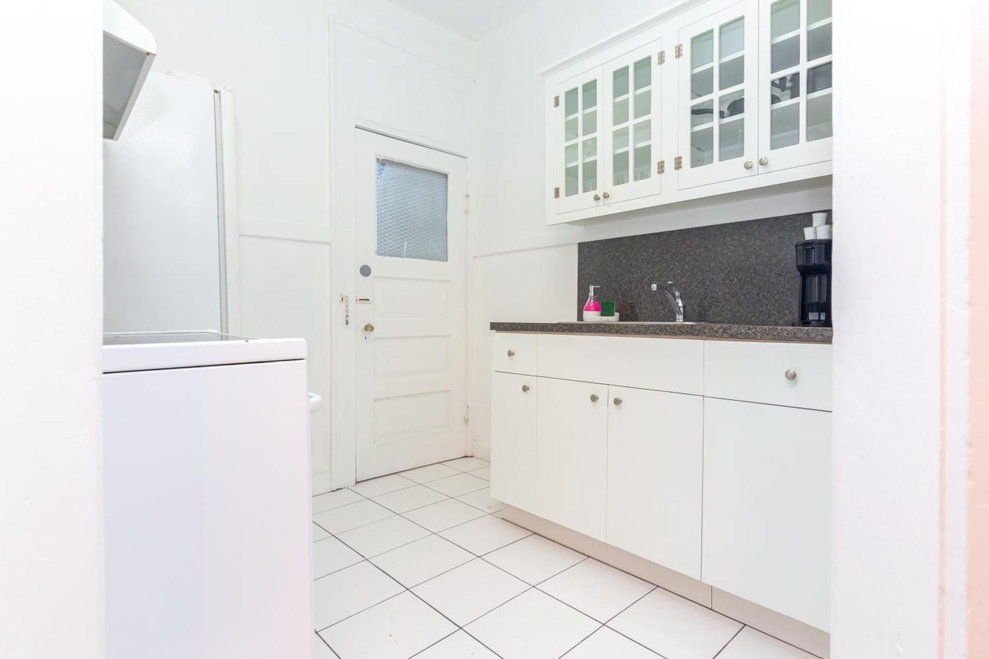 2-bdrm -heart Wynwood & Edgewater- Private Parking Apartment *