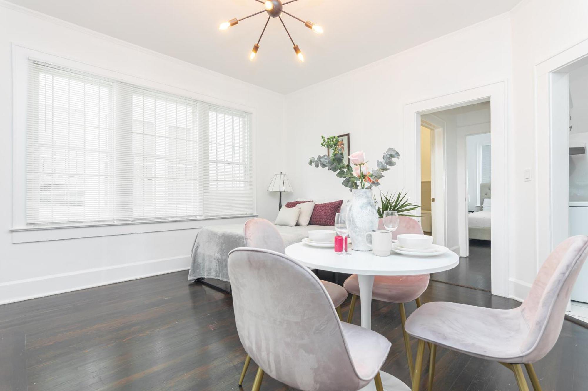 2-bdrm -heart Wynwood & Edgewater- Private Parking Apartment *