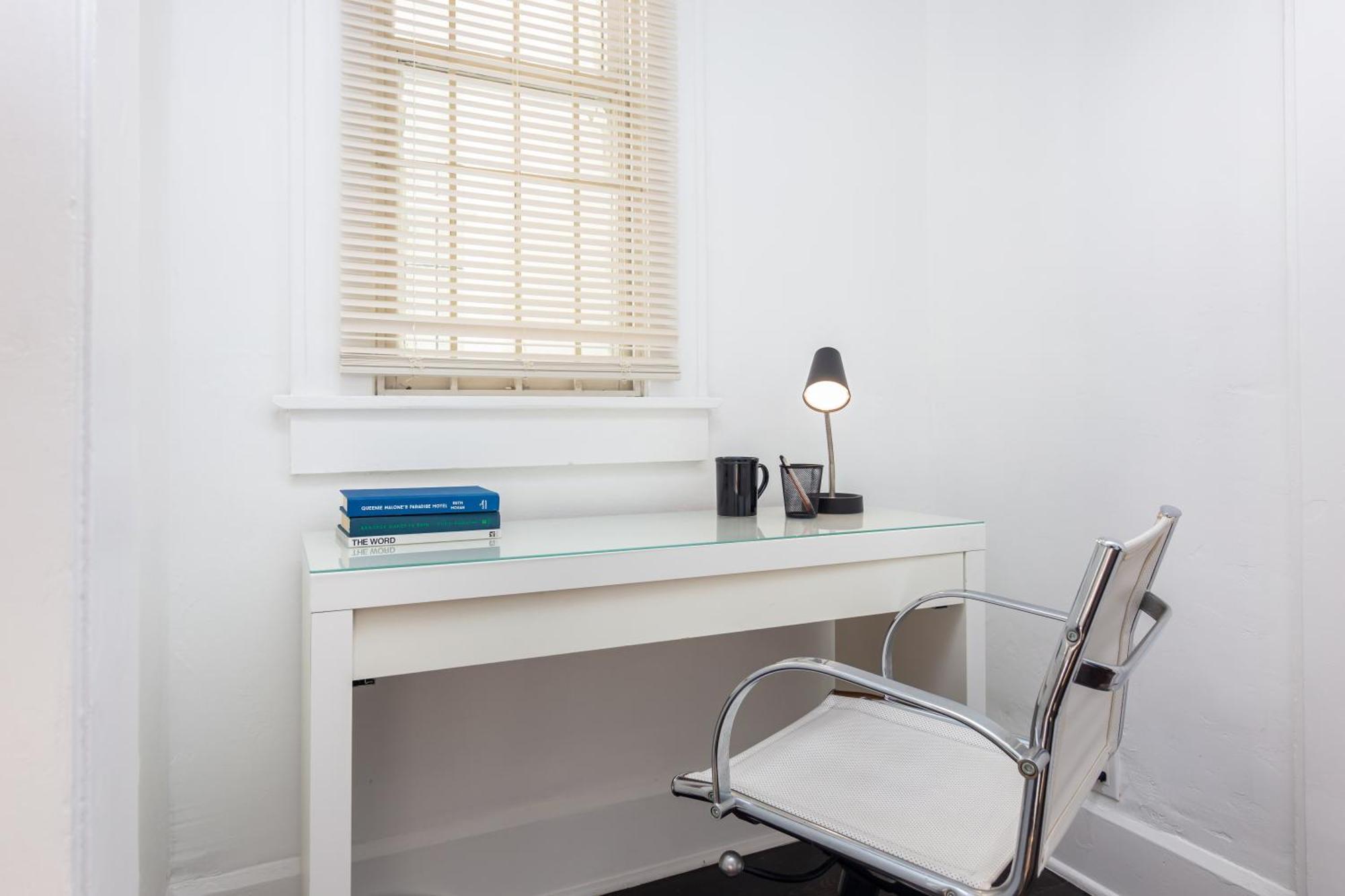 2-bdrm -heart Wynwood & Edgewater- Private Parking Apartment