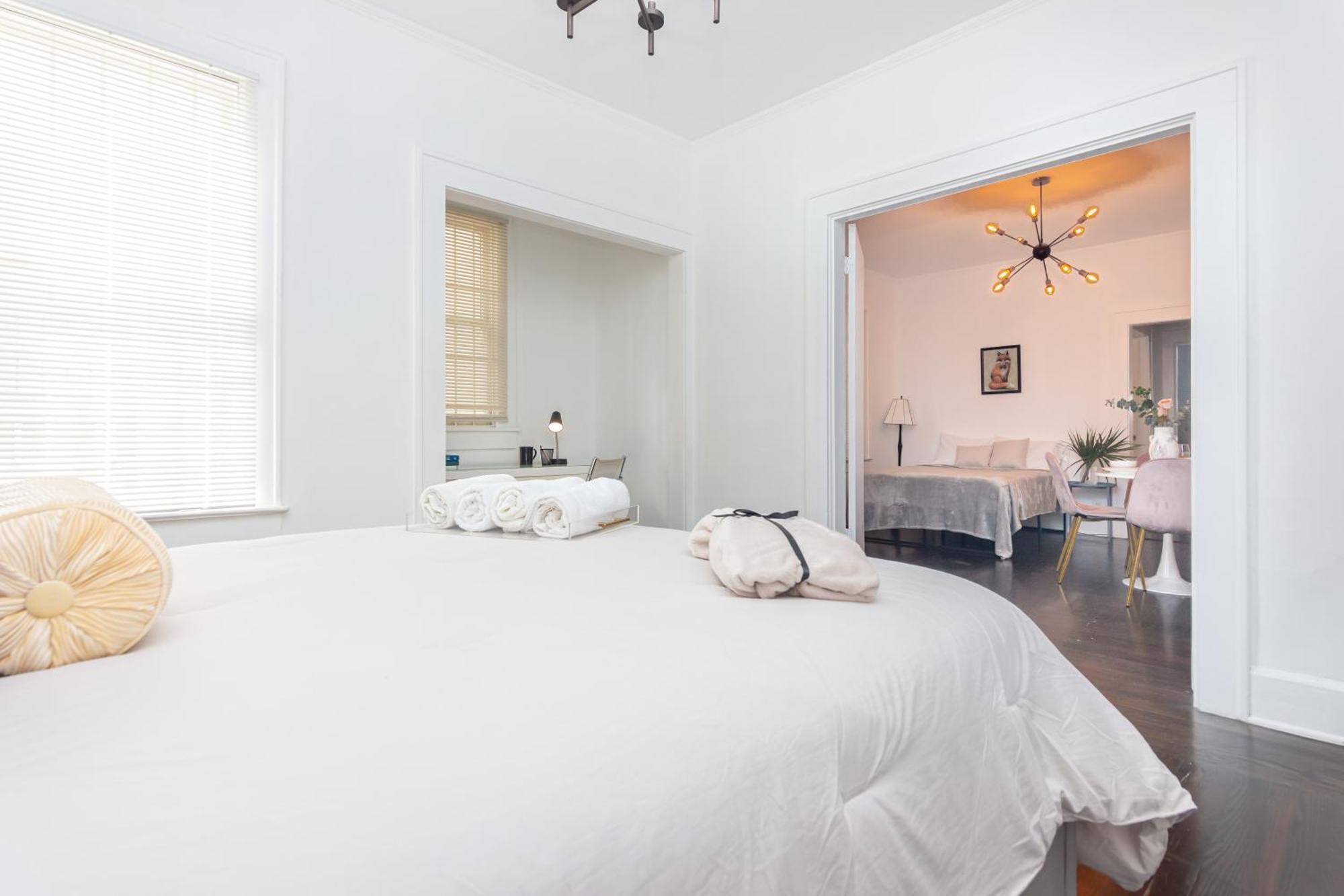 Apartment 2-bdrm -heart Wynwood & Edgewater- Private Parking