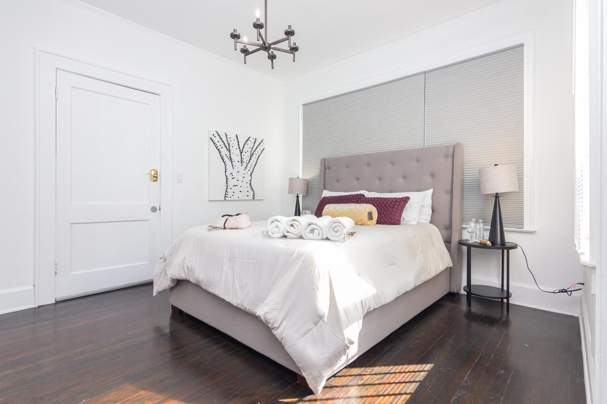 2-bdrm -heart Wynwood & Edgewater- Private Parking Apartment *