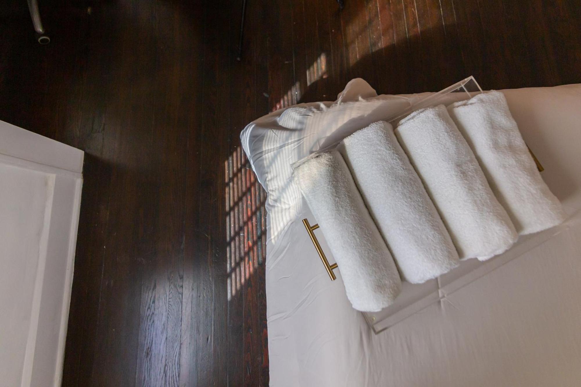 2-bdrm -heart Wynwood & Edgewater- Private Parking Apartment