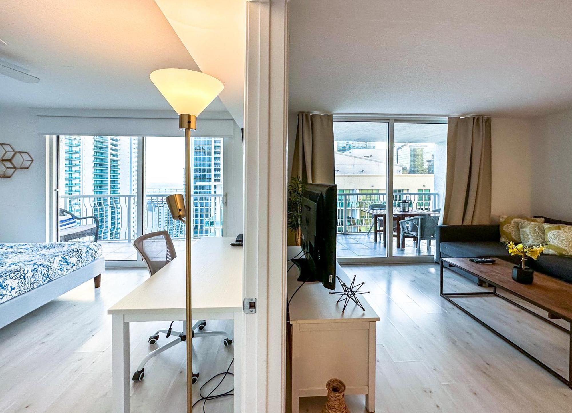 Star Orange Brickell