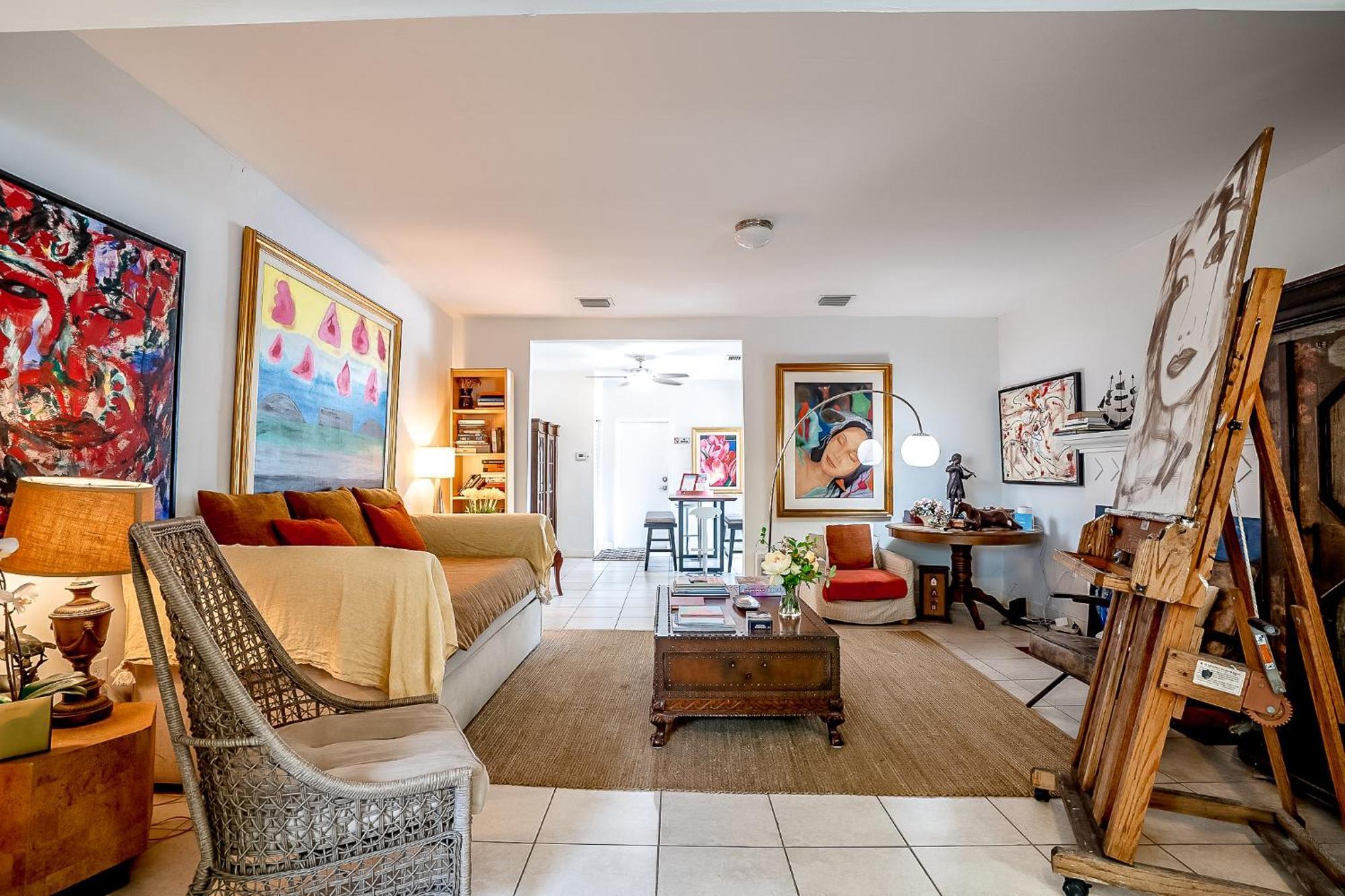Cheerful 4 Bedroom With Free Parking Holiday home Miami