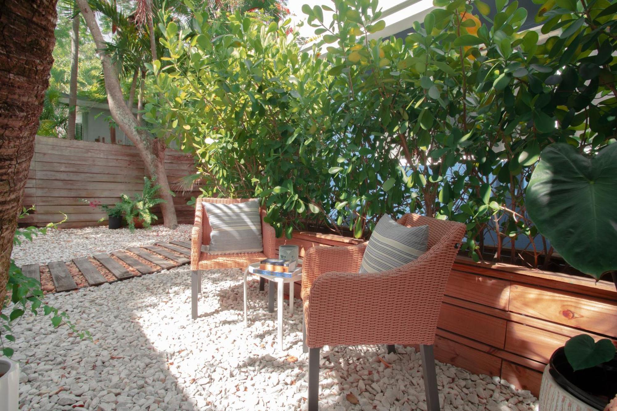Villa Cozy Tiny - Hidden Gem! *