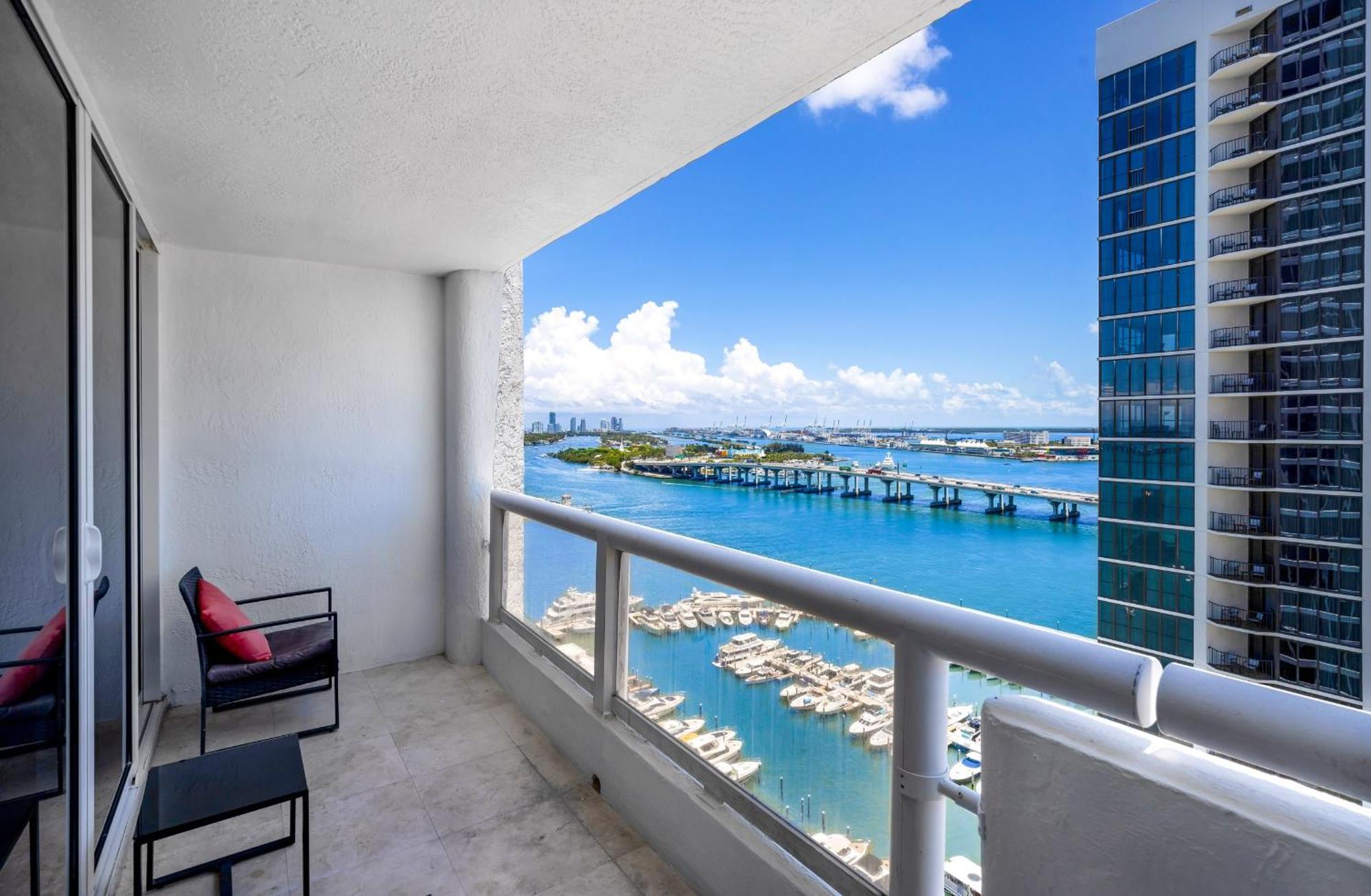 Heat Wave Biscayne Bay Miami
