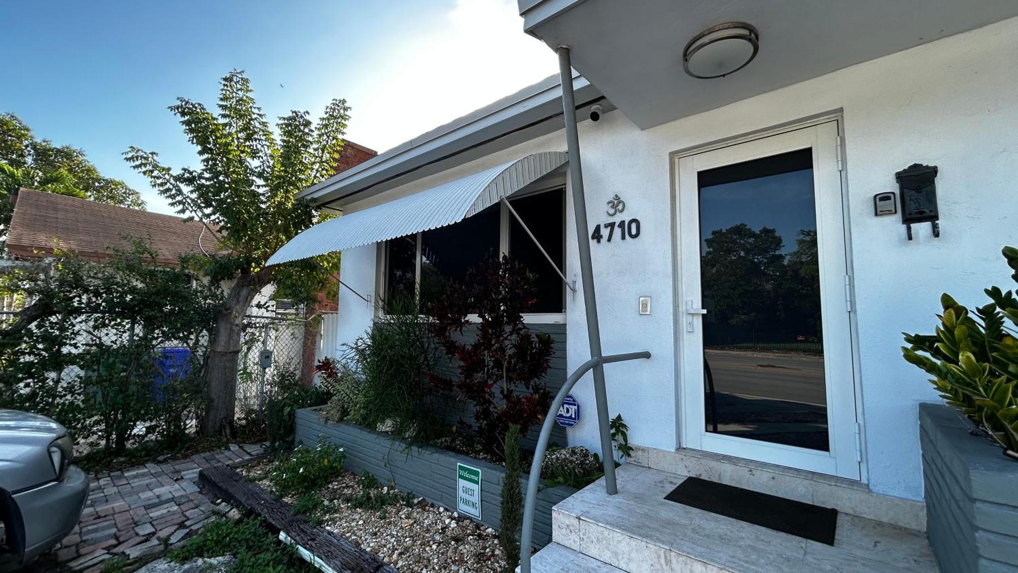 Llano Atelier Miami
