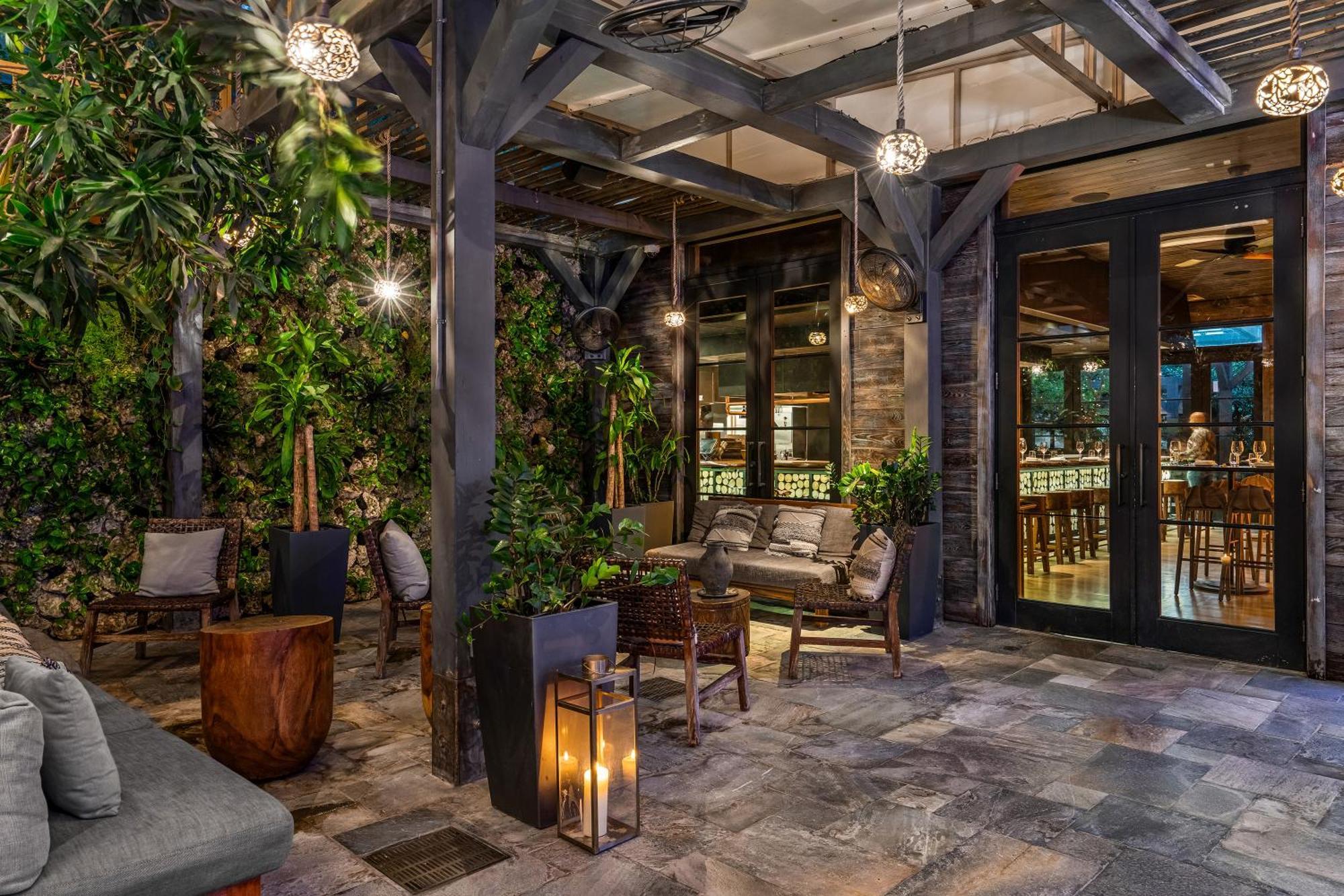 East Hotel 4*
