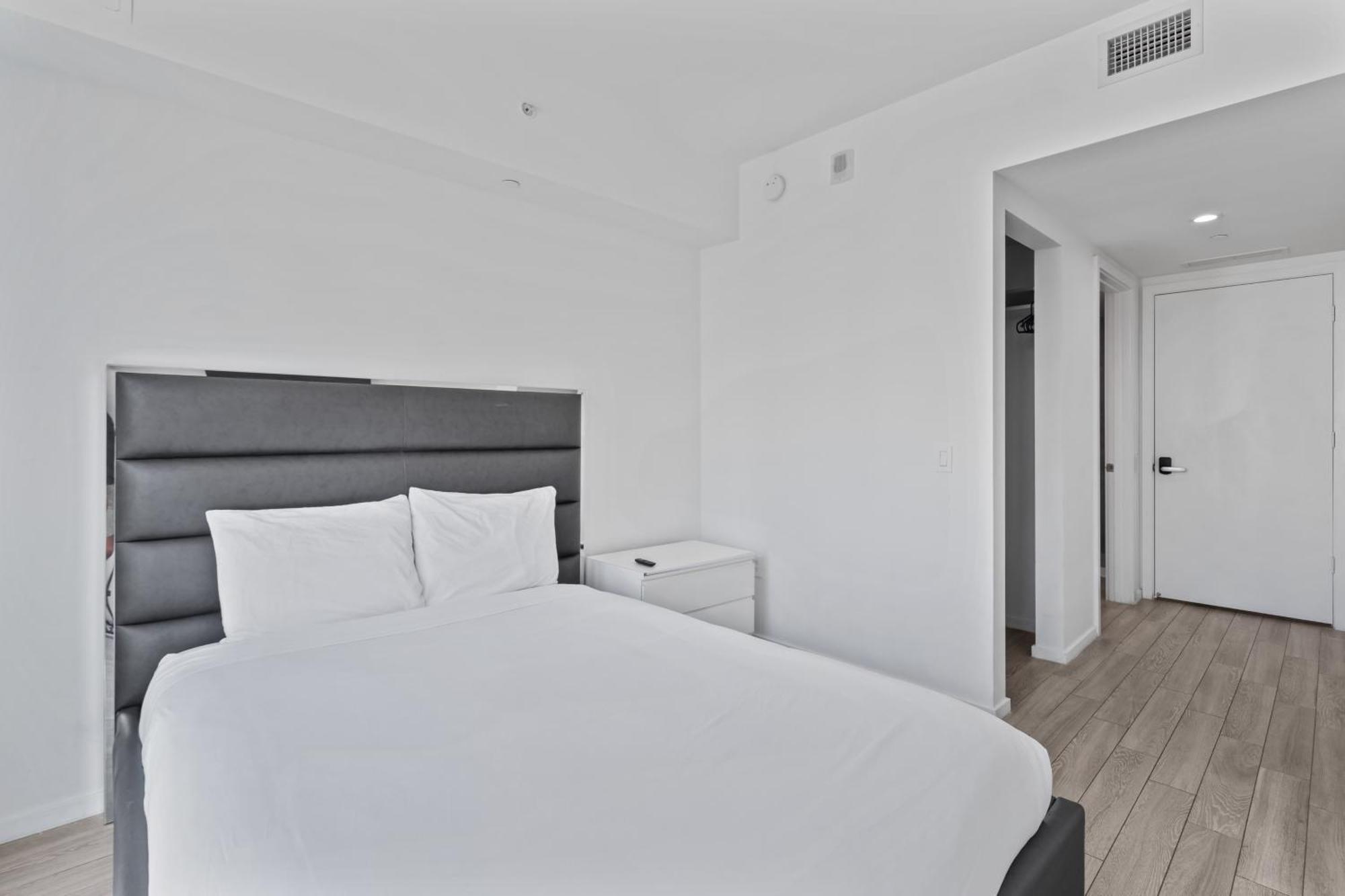 Sublime In The Heart Of Downtown Apartment *