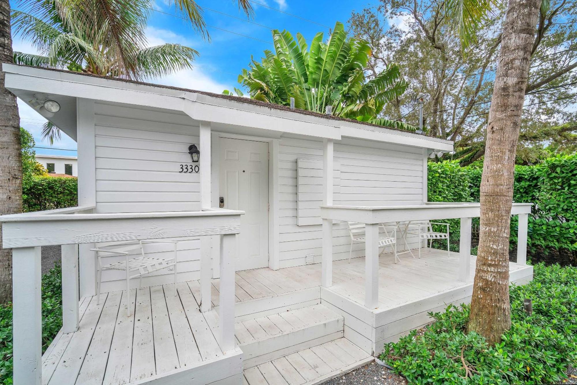 Renovated Grove -near Coconut Grove