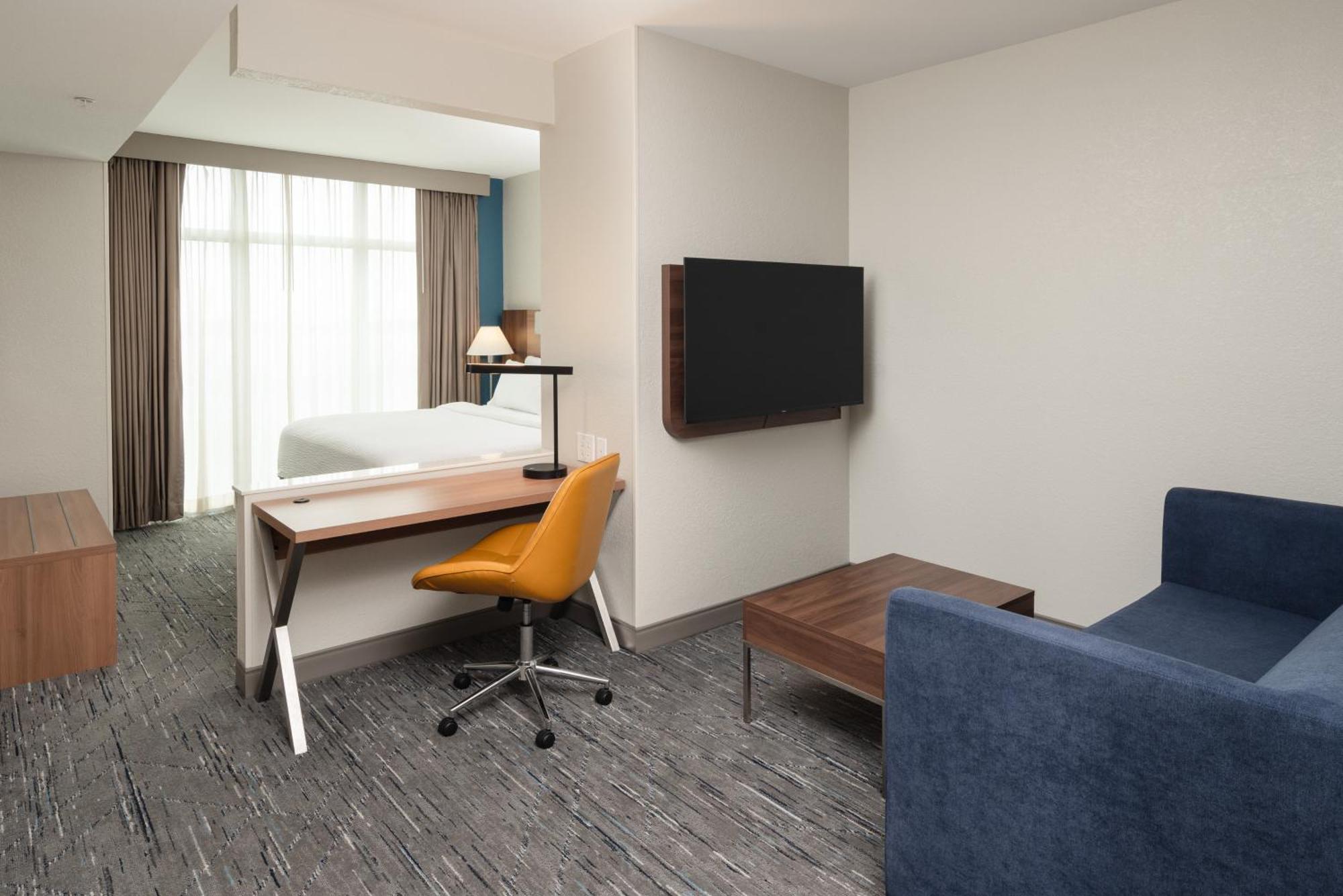 Express Airport-blue Lagoon Area By Ihg Hotel