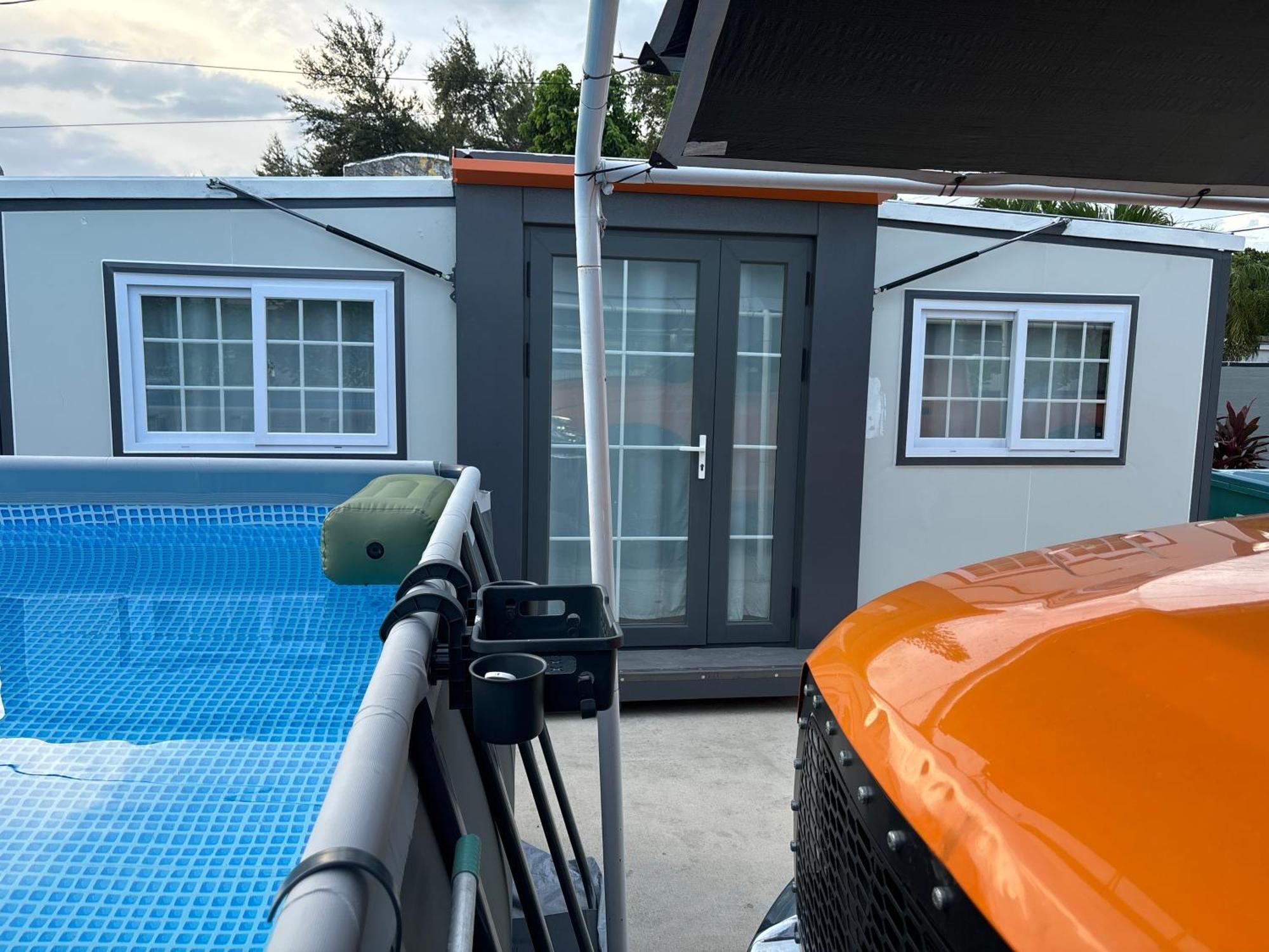 Mini House Oasis Miami Springs