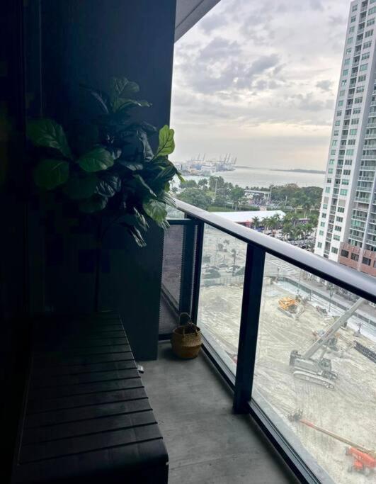 Apartment Cute Downtown