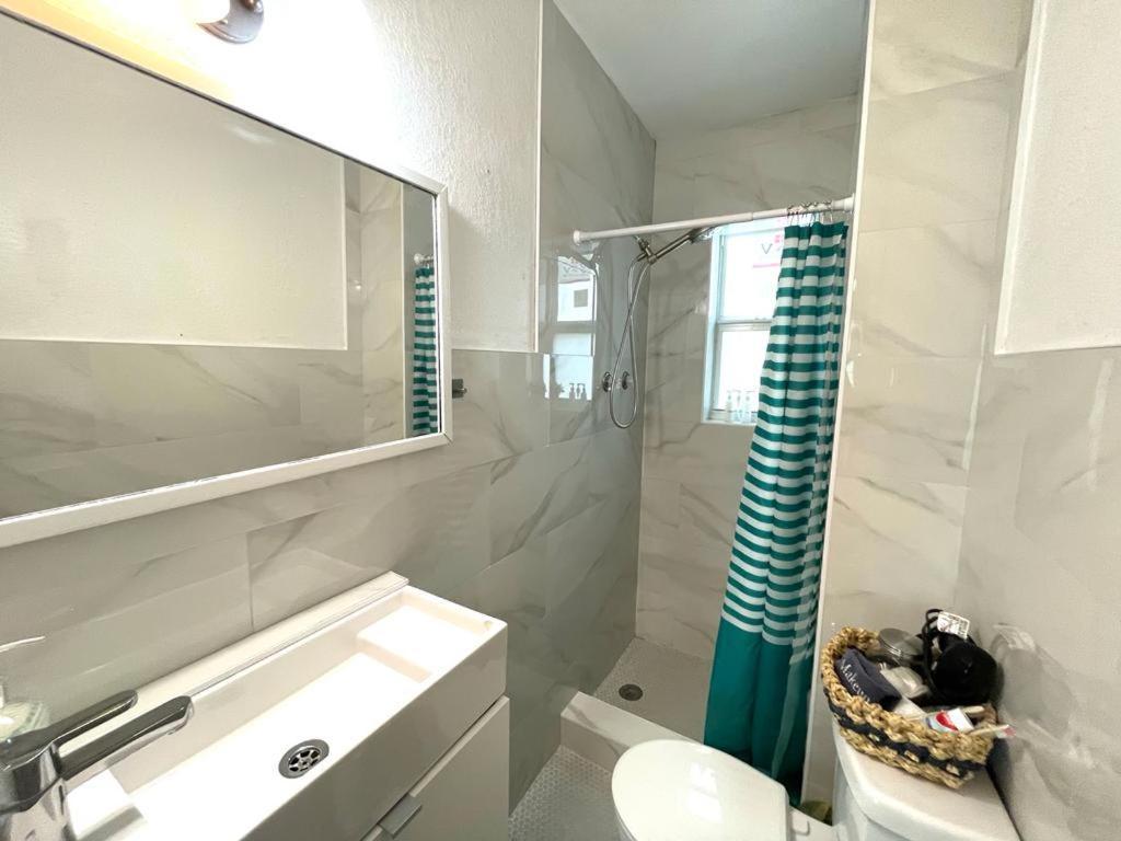Cozy Near Coconut Grove - 7c Apartment *