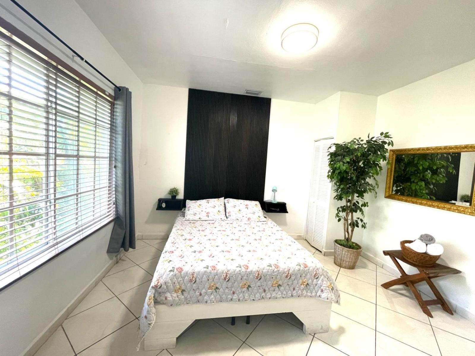 Private Next To Calle Ocho Privatunterkunft *