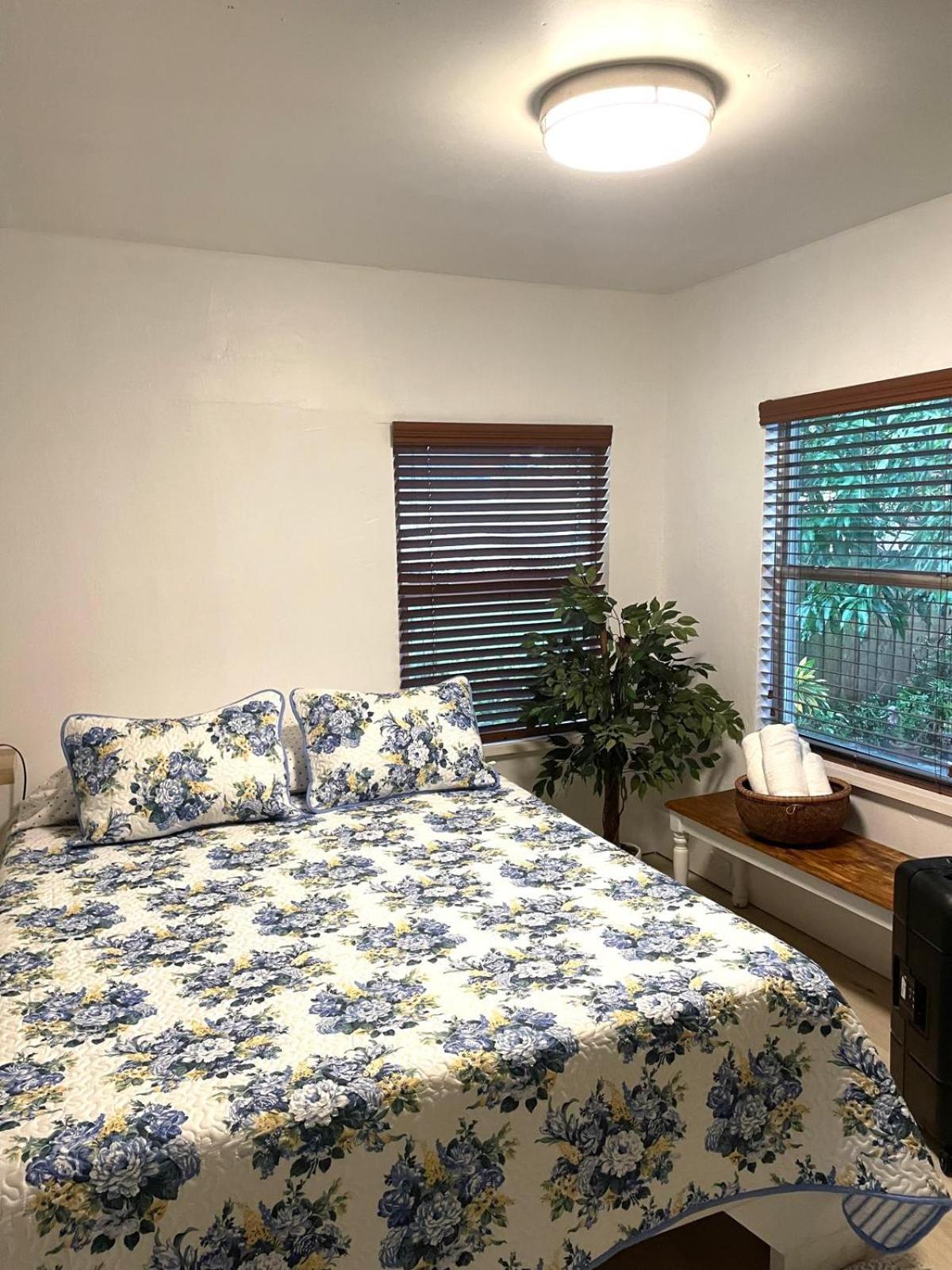 Cozy In The Heart Of Little Havana Privatunterkunft *