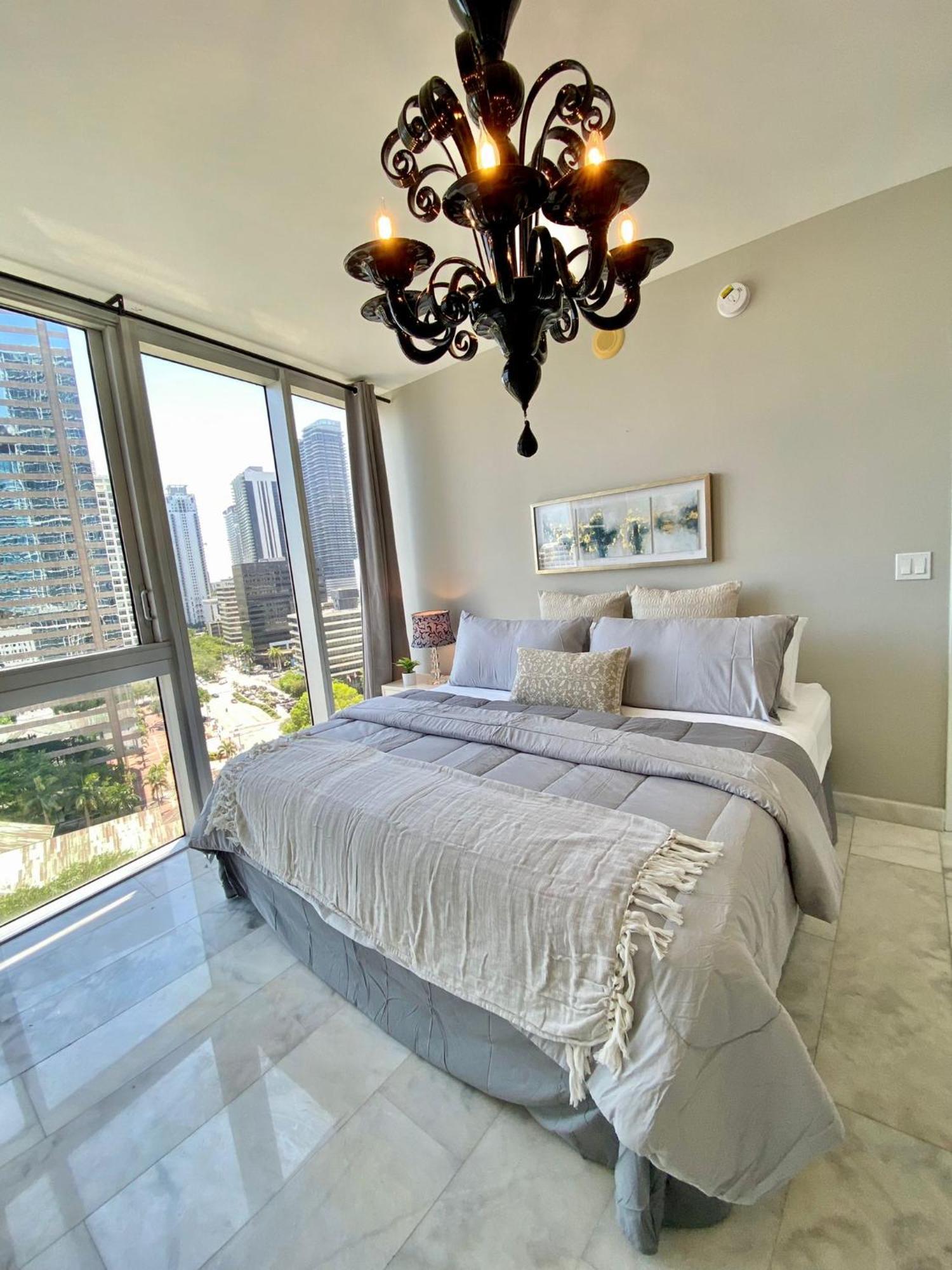 Breathtaking Views At Icon W Lux Brickell