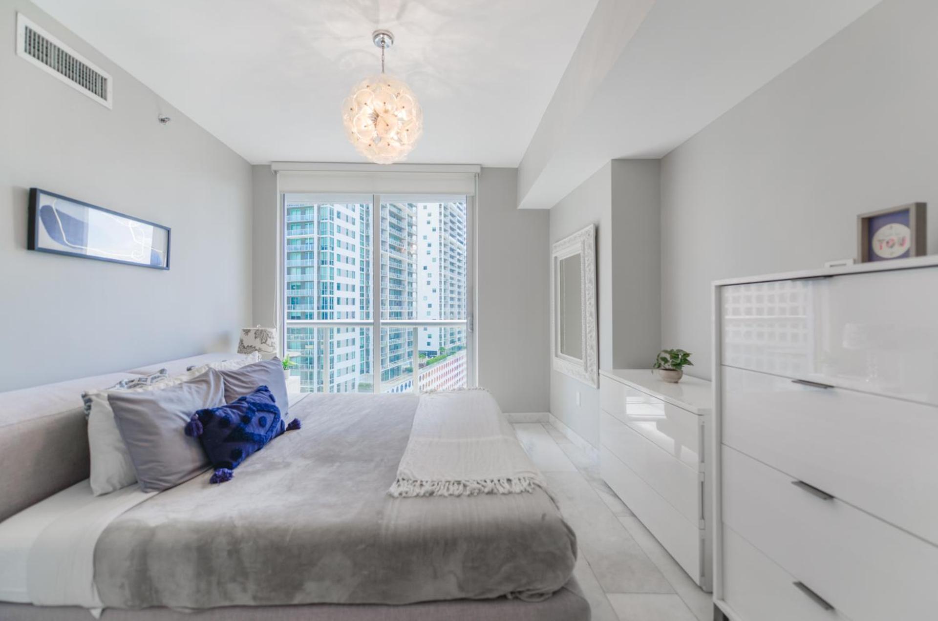 Breathtaking Views At Icon W Lux Brickell