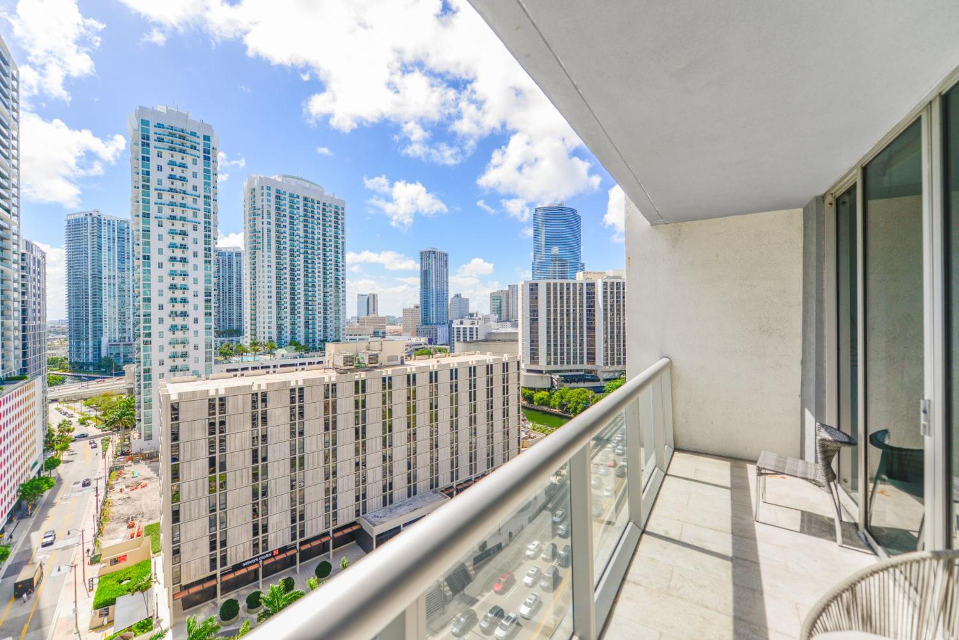Breathtaking Views At Icon W Lux Brickell *