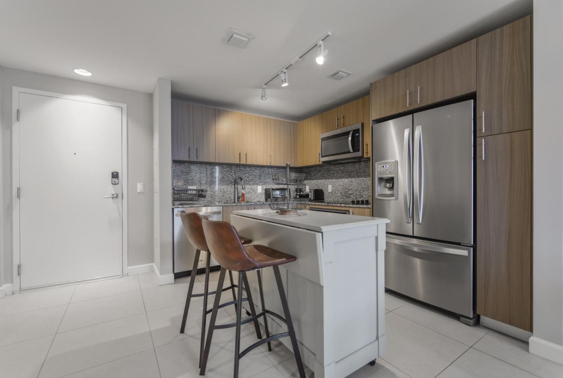 Apartment Modern At Downtown Doral Park *